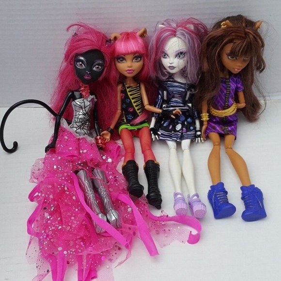 Monster High Doll Furniture Cafe Clawdeen Wolf Catty Noir Howleen Catrine Cat +